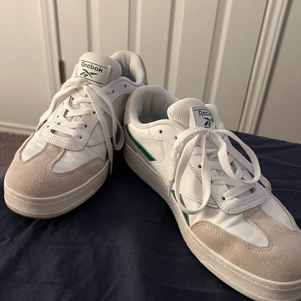 Reebok OrthoLite Sneakers (Woman’s) 8.5